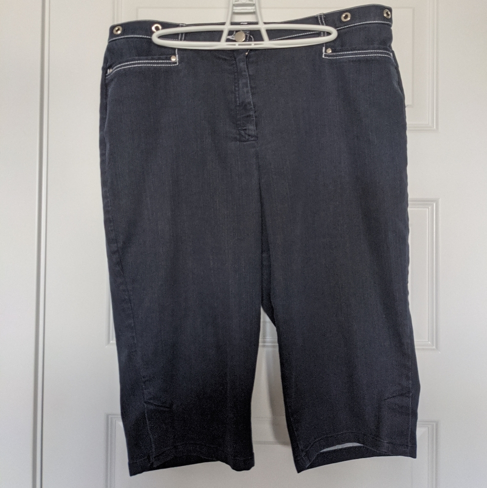 🌻 4/$10 - TanJay jean capris
